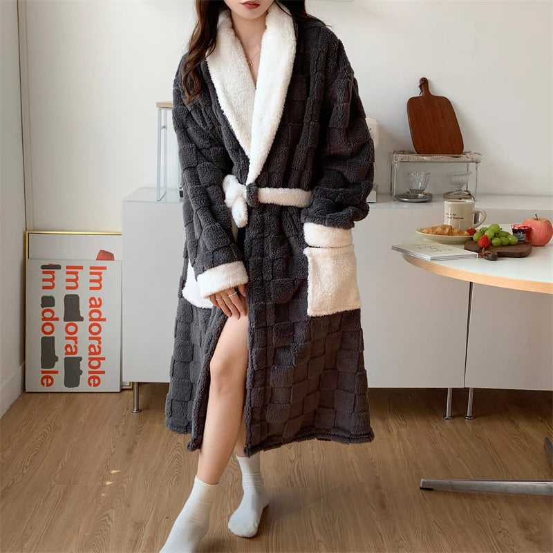 Louisa | Kuscheliger Flanell-Bademantel für Damen