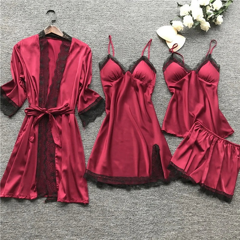 Ensemble de pyjama en soie avec dentelle, camisole et shorts - été 2026