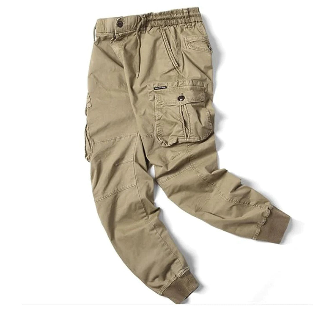 David | Moderne Cargohose mit schmal zulaufender Passform