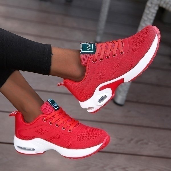 Ingrid | Atmungsaktive Slip-On Sneakers
