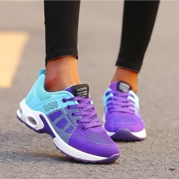 Ingrid | Atmungsaktive Slip-On Sneakers