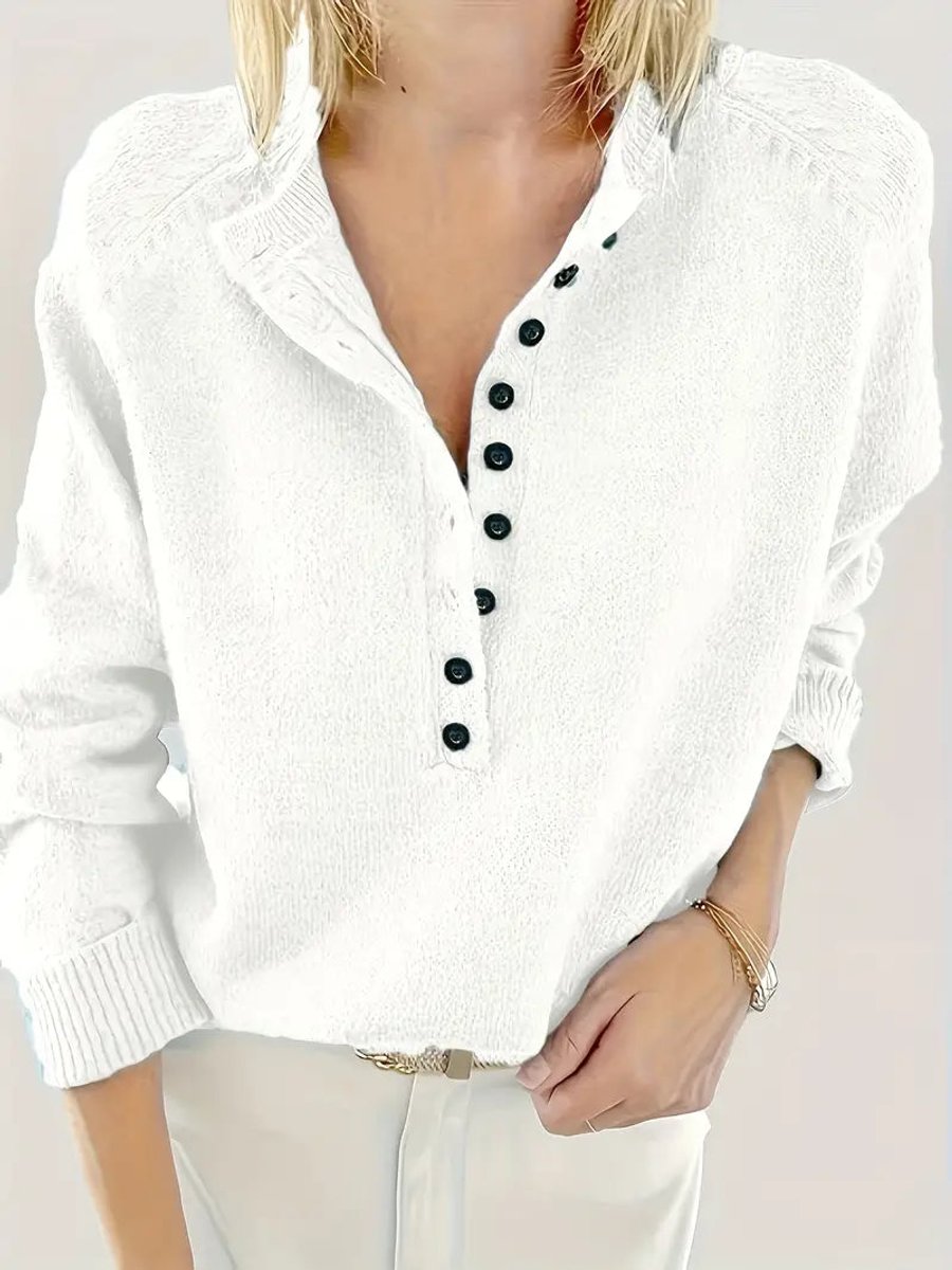 Annemarie | Strickpullover mit V-Ausschnitt und Knopfleiste